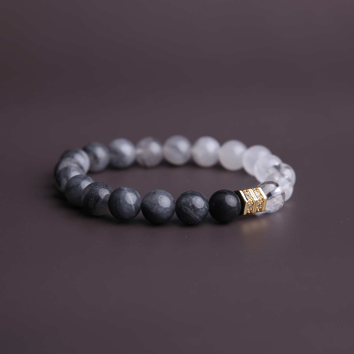 AMITA Clear Quartz & Cloud Crystal Gradient Bracelet – Clarity Ignited, Calm Embraced