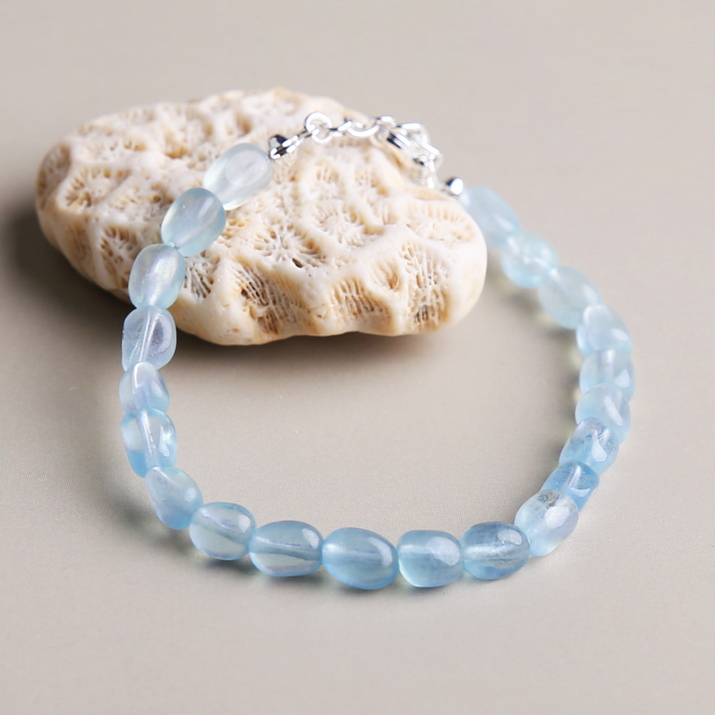 AMITA Irregular Aquamarine Handmade Beaded Bracelet – Serenity & Summer Cool Vitality